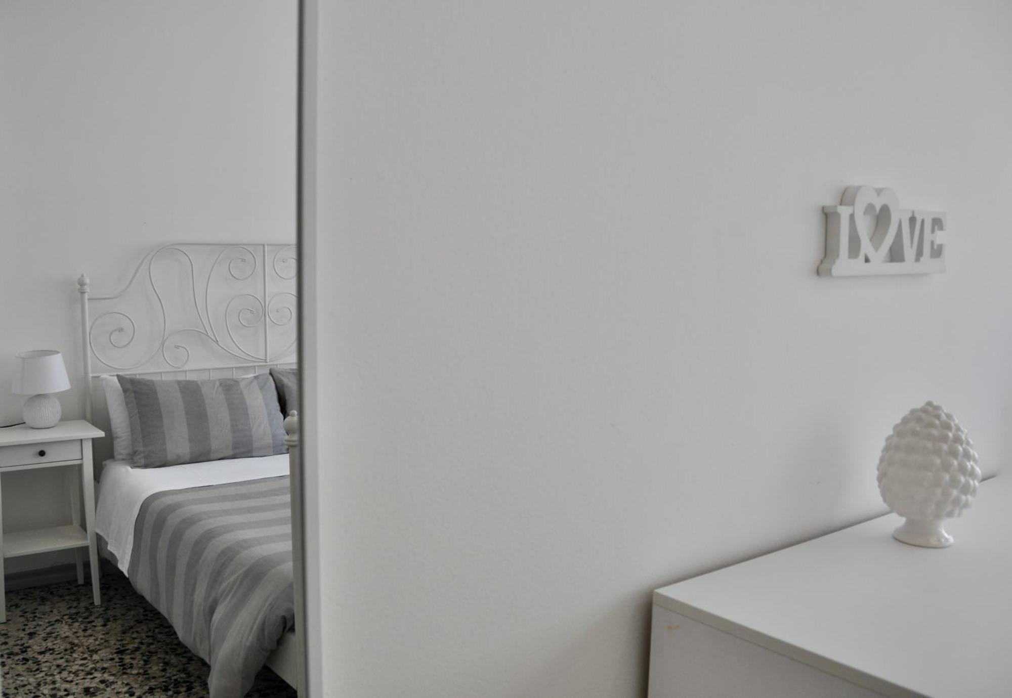 M.Aurelio Red Apartment Milan Exterior photo